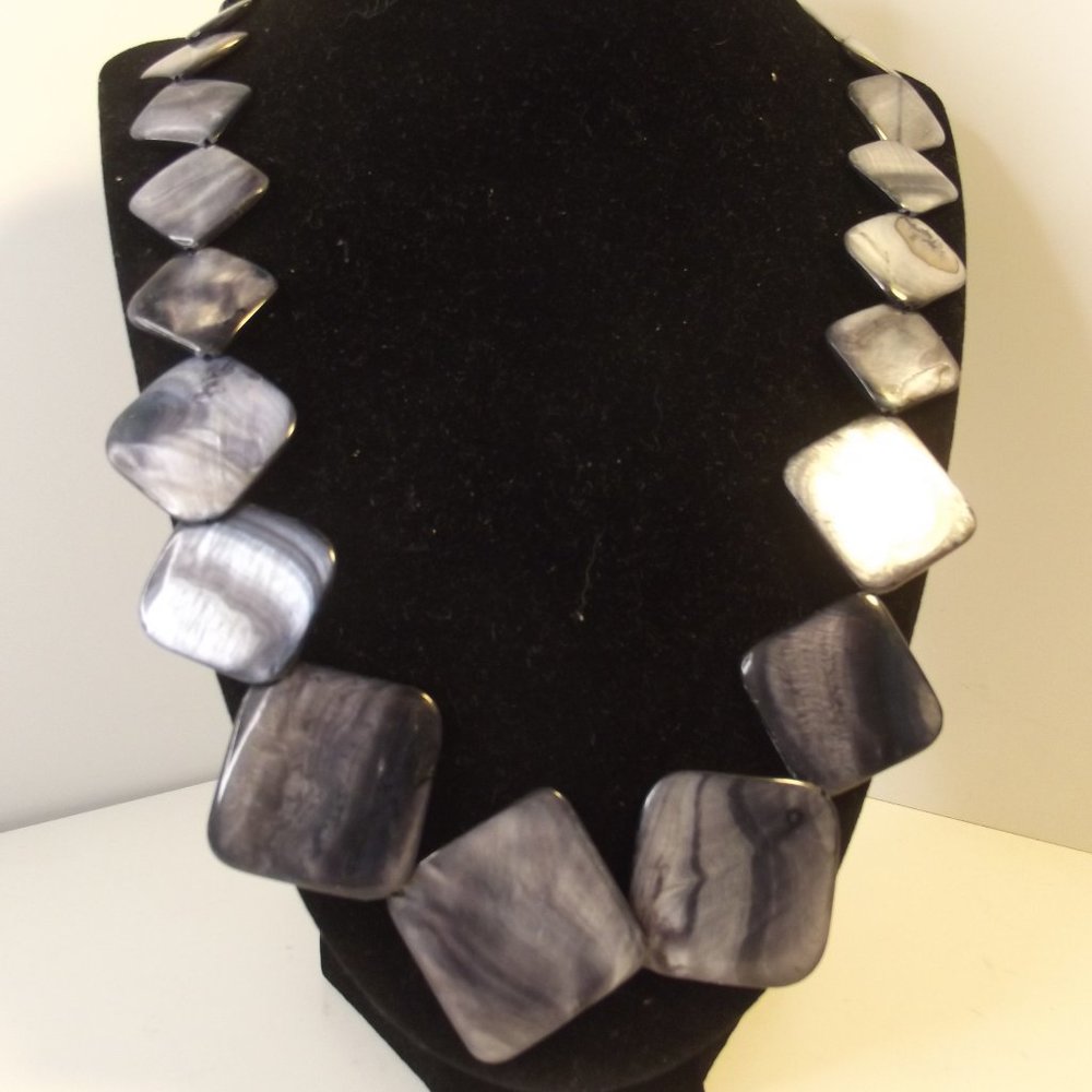 Genuine SHELL Statement Necklace - Gray tones Square Cut Graduated Size Beads